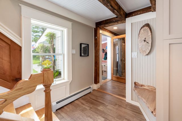220 Stockbridge Corner Road, Alton, NH 03809