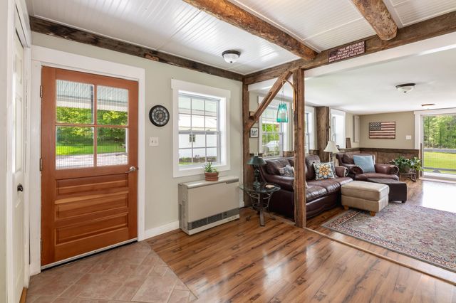 220 Stockbridge Corner Road, Alton, NH 03809