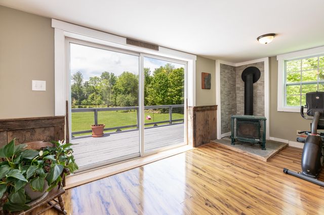 220 Stockbridge Corner Road, Alton, NH 03809