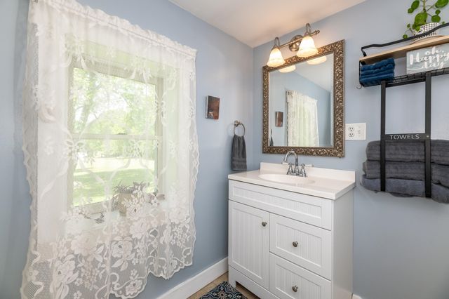 220 Stockbridge Corner Road, Alton, NH 03809