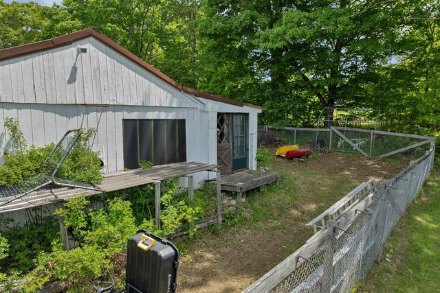 220 Stockbridge Corner Road, Alton, NH 03809