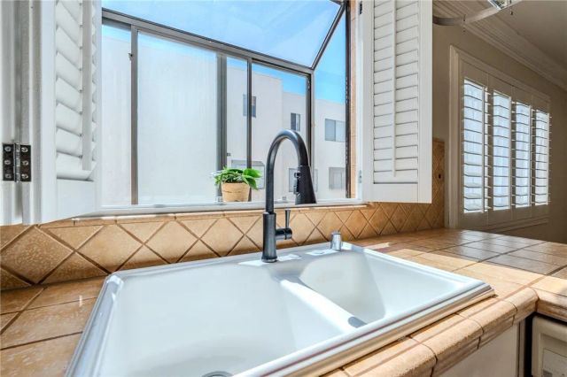 27666 Nugget Drive 3, Canyon Country, CA 91387