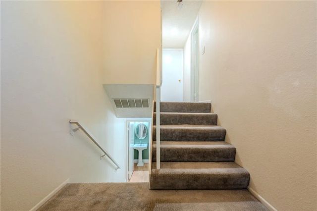 27666 Nugget Drive 3, Canyon Country, CA 91387