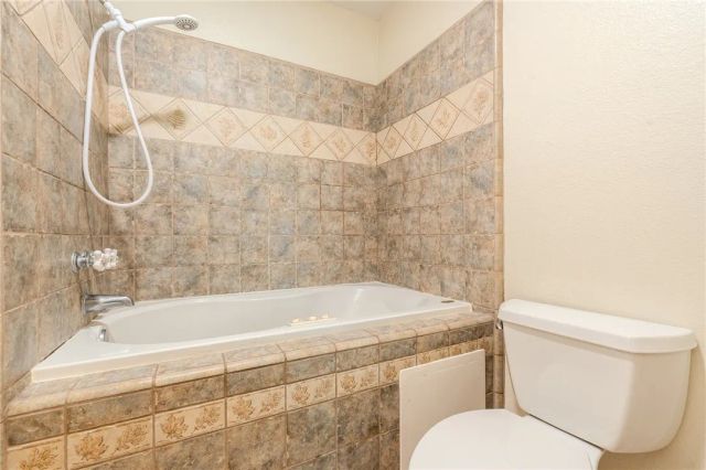 27666 Nugget Drive 3, Canyon Country, CA 91387