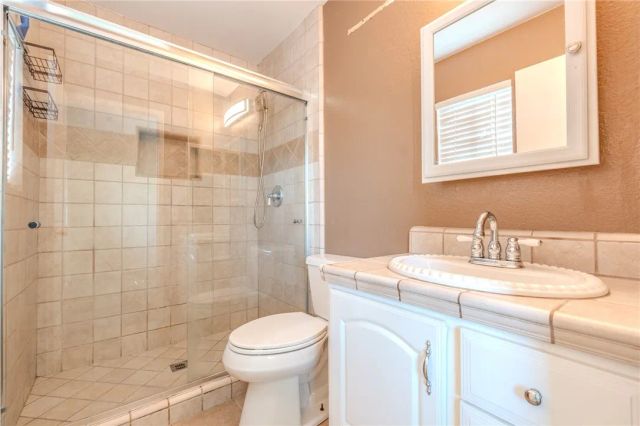 27666 Nugget Drive 3, Canyon Country, CA 91387