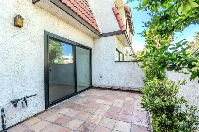 27666 Nugget Drive 3, Canyon Country, CA 91387