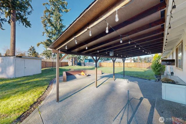 22110 44th Avenue E, Spanaway, WA 98387