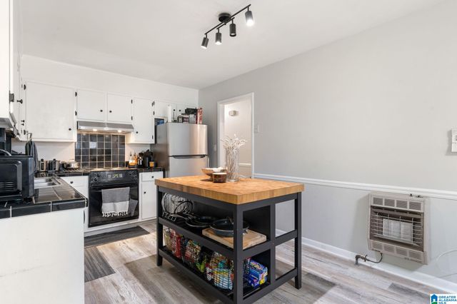 604 GRAVLEE LANE, Birmingham, AL 35206