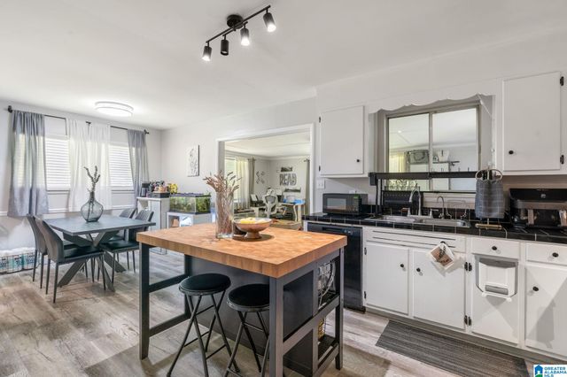 604 GRAVLEE LANE, Birmingham, AL 35206
