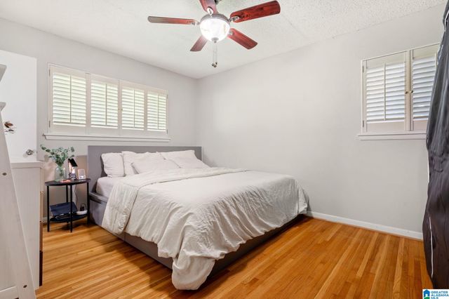 604 GRAVLEE LANE, Birmingham, AL 35206