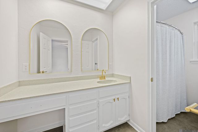 1324 Rue Desiree, Baton Rouge, LA 70810