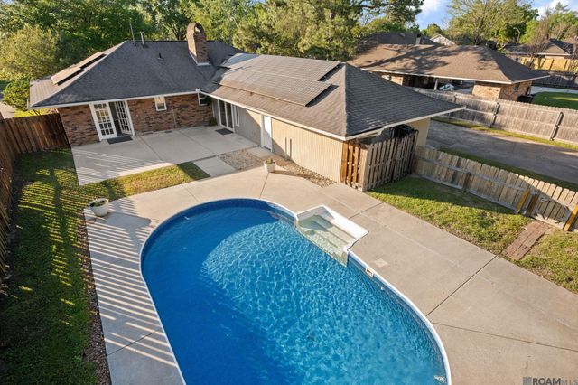 1324 Rue Desiree, Baton Rouge, LA 70810