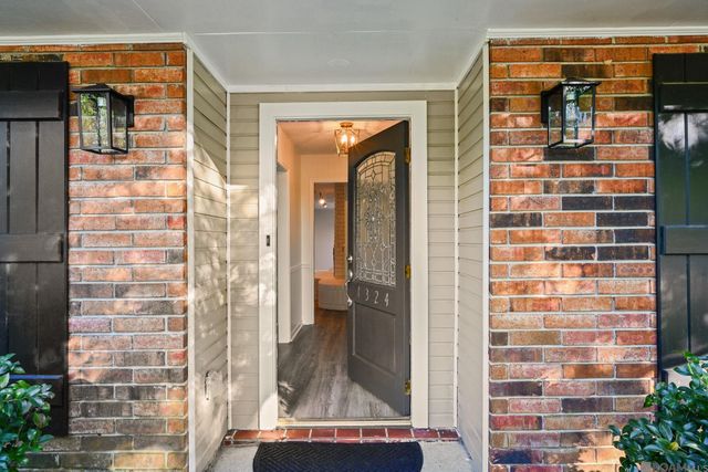1324 Rue Desiree, Baton Rouge, LA 70810