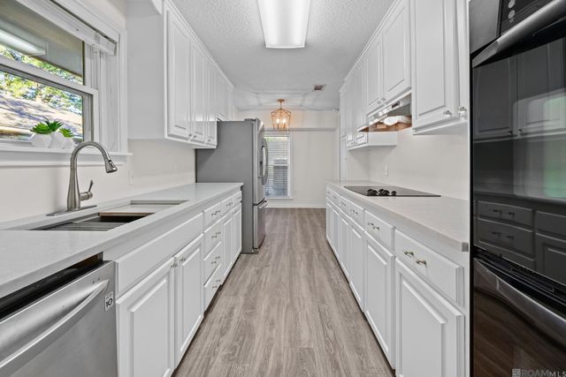 1324 Rue Desiree, Baton Rouge, LA 70810