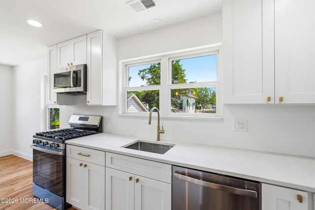 553 Ocean Gate Drive, Ocean Gate, NJ 08740
