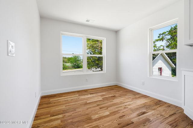 553 Ocean Gate Drive, Ocean Gate, NJ 08740