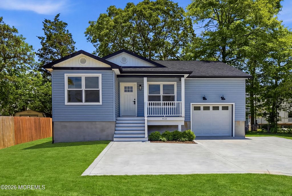 553 Ocean Gate Drive, Ocean Gate, NJ 08740