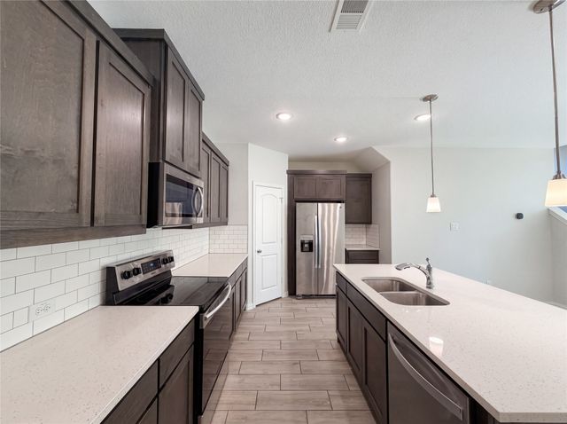 6705 Farsight Drive, Fort Worth, TX 76179
