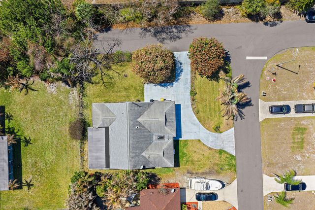 7954 SE Carlton Street E, Hobe Sound, FL 33455