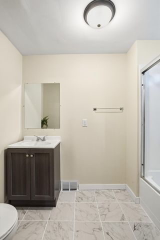 1592 Greenbrier Street, Saint Paul, MN 55106