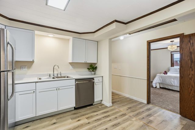 1592 Greenbrier Street, Saint Paul, MN 55106