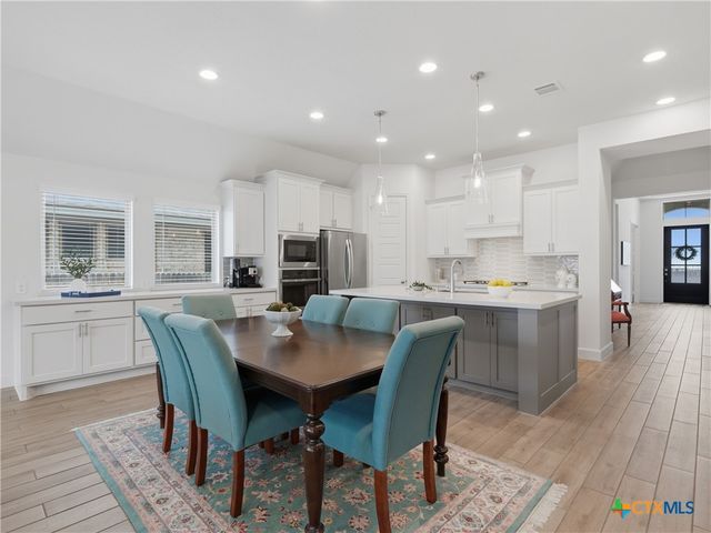 1833 Luna Street, New Braunfels, TX 78132