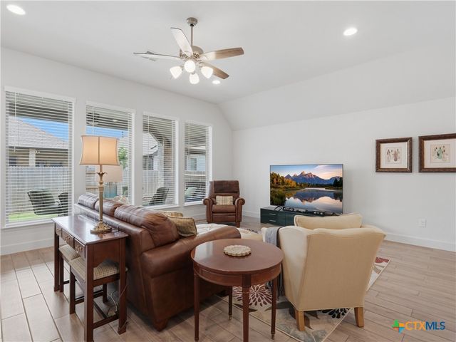 1833 Luna Street, New Braunfels, TX 78132