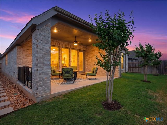 1833 Luna Street, New Braunfels, TX 78132
