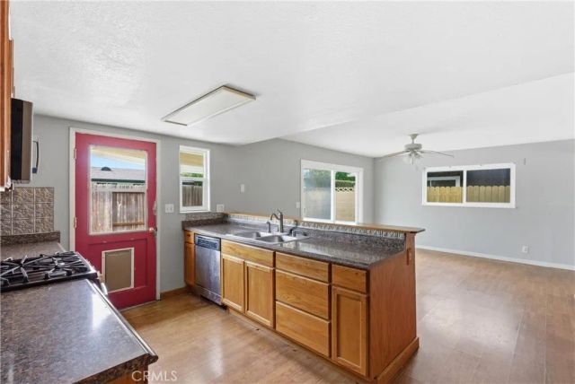 254 Bucknell Road, Costa Mesa, CA 92626
