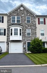 17 SNEAD DR, Martinsburg, WV 25405
