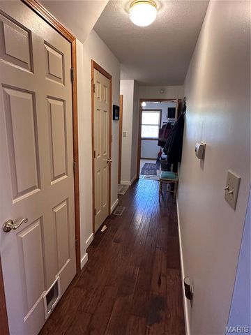 484 County Road 304, Poplar Bluff, MO 63901