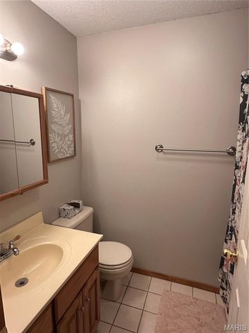 484 County Road 304, Poplar Bluff, MO 63901