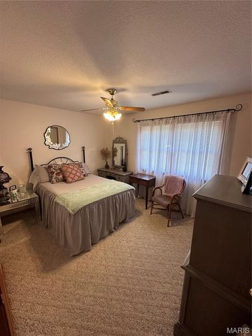 484 County Road 304, Poplar Bluff, MO 63901