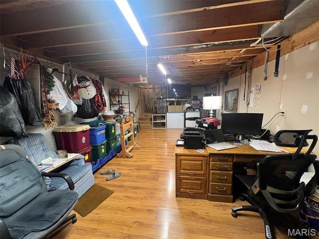 484 County Road 304, Poplar Bluff, MO 63901