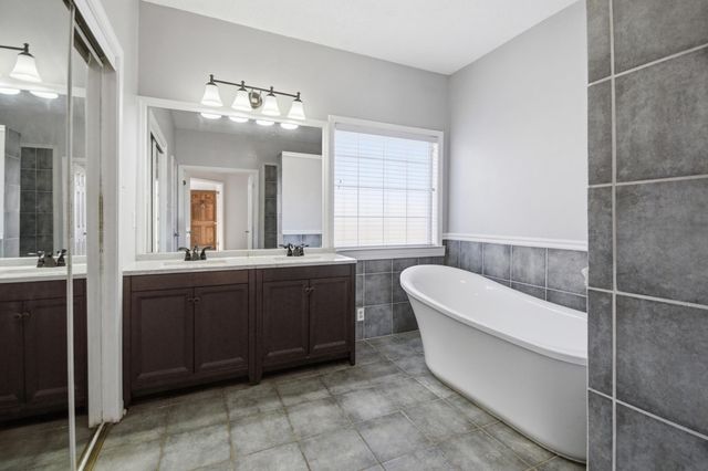 6605 STEPHAN RIDGE CV, Bartlett, TN 38135