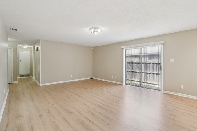 618 Taylor Court, Duncanville, TX 75137