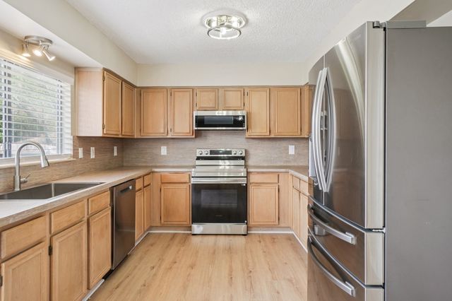 618 Taylor Court, Duncanville, TX 75137