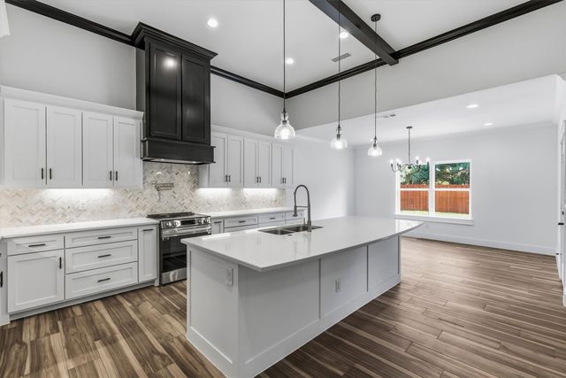 101 Darrell Drive, Heath, TX 75032