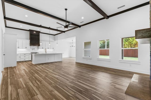 101 Darrell Drive, Heath, TX 75032