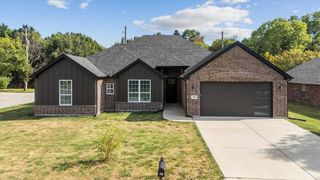 101 Darrell Drive, Heath, TX 75032