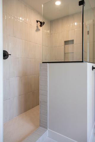 5910 Freeland Alcove N, Hugo, MN 55038