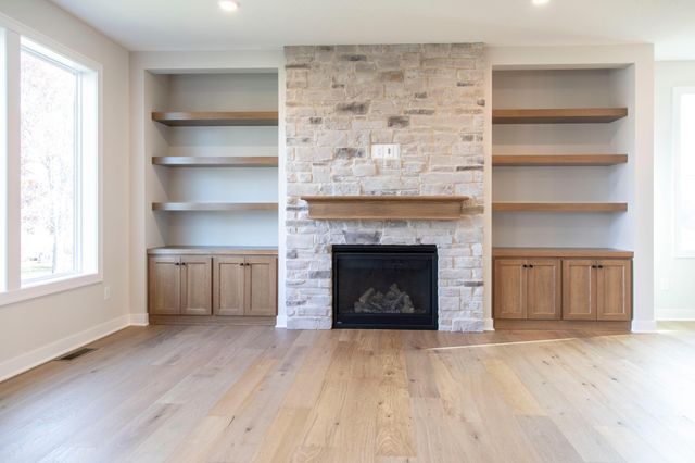 5910 Freeland Alcove N, Hugo, MN 55038