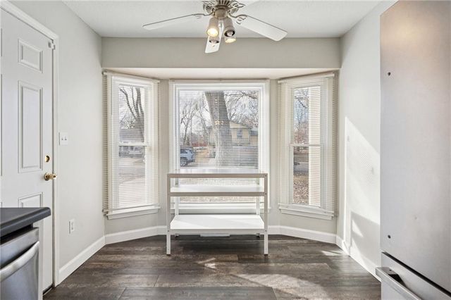 101 SE BRENTWOOD Drive, Lee's Summit, MO 64063