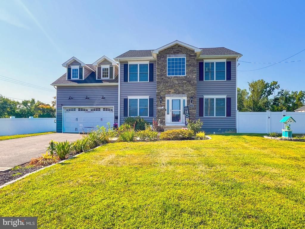 125 NURSERY AVE, Levittown, PA 19057