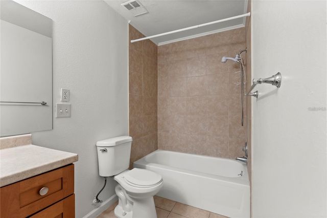 530 ORANGE DRIVE 11, Altamonte Springs, FL 32701