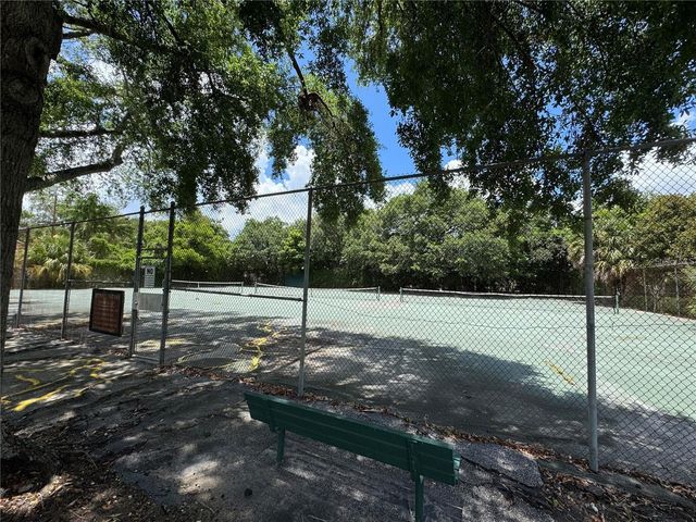 530 ORANGE DRIVE 11, Altamonte Springs, FL 32701