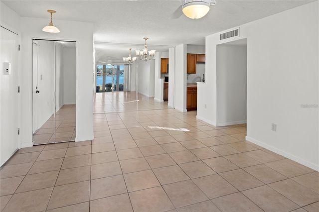 530 ORANGE DRIVE 11, Altamonte Springs, FL 32701