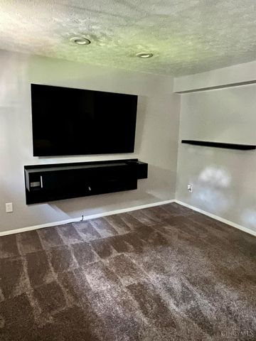 9568 Woodstate Drive, Colerain Twp, OH 45251