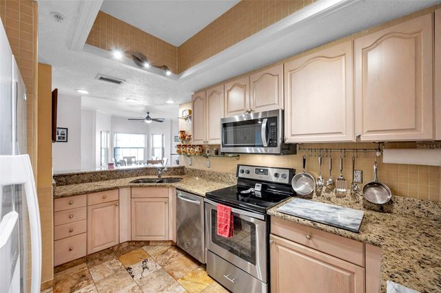 399 150TH 101, Madeira Beach, FL 33708