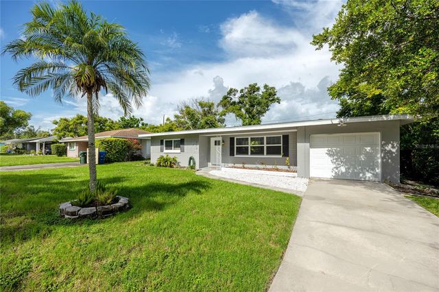 703 24TH STREET SW, Largo, FL 33770